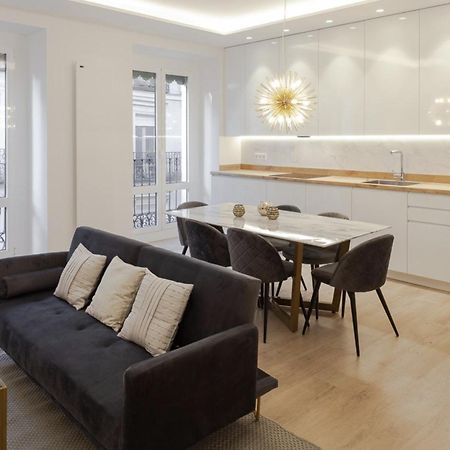 Elegant Retreat In City Center Lejlighed Rom Eksteriør billede
